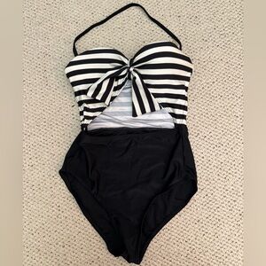 One piece bathing suit size small